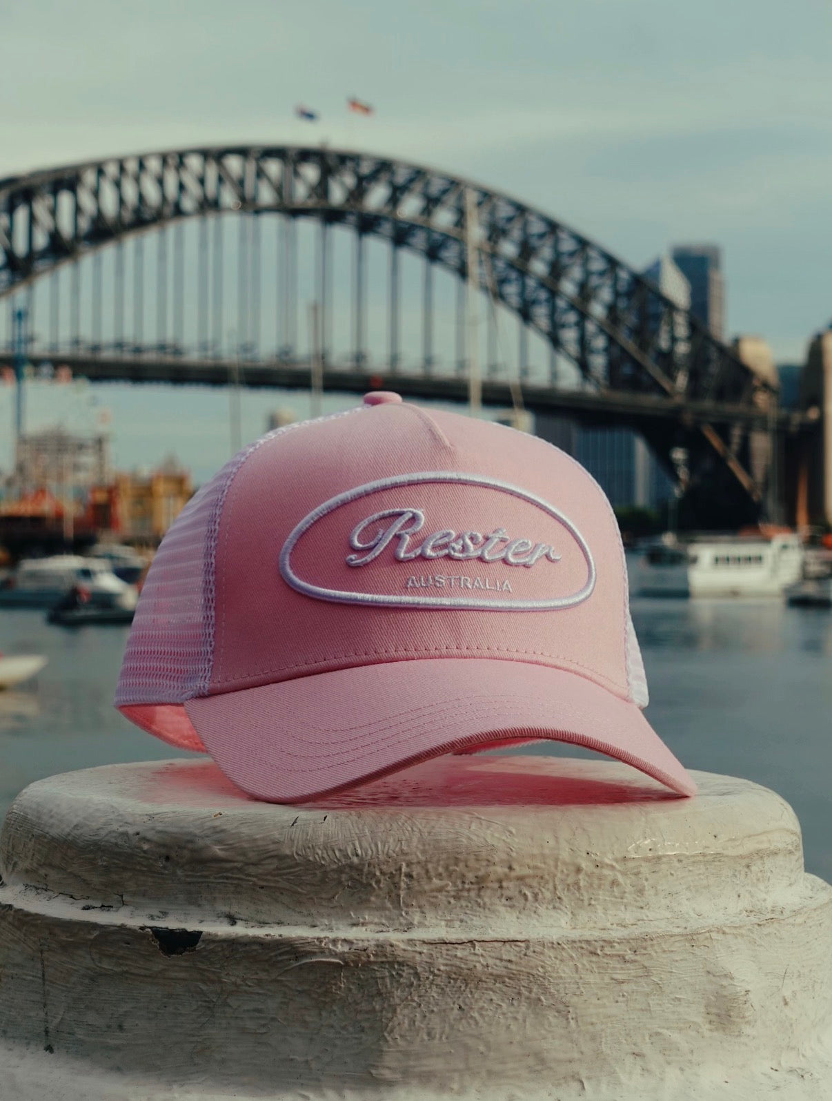R1 Trucker Hat Light Grey Aqua