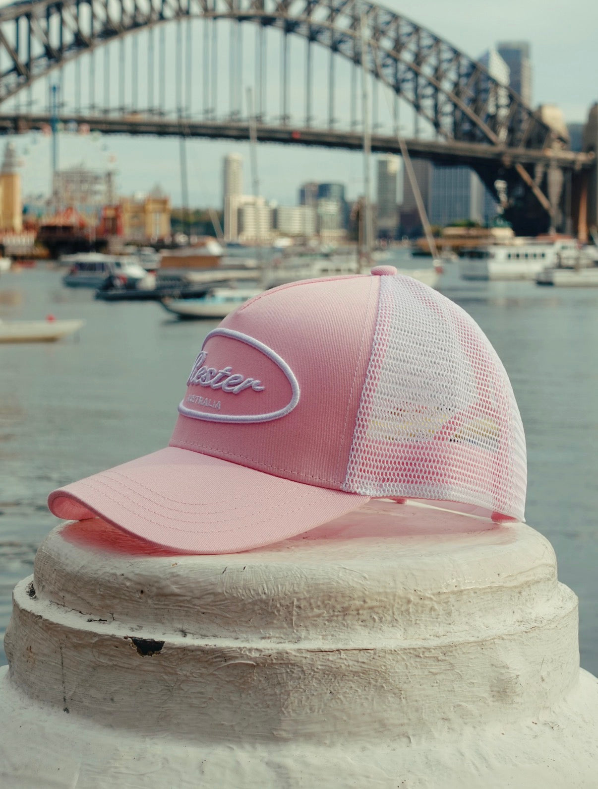 R1 Trucker Hat Light Grey Aqua