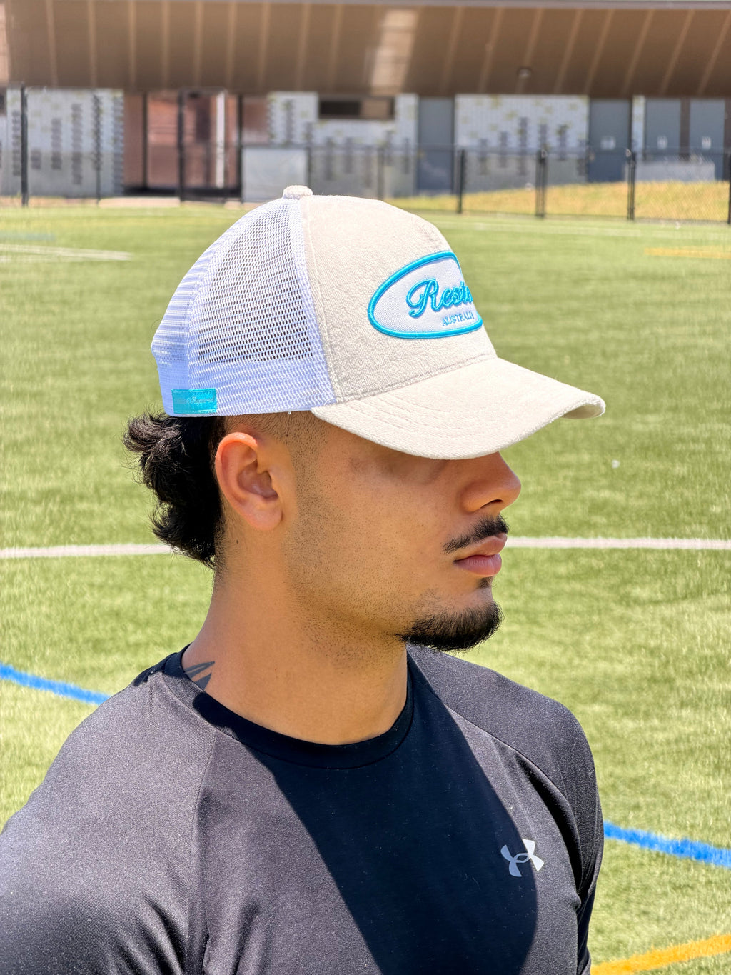 R1 Trucker Hat Light Grey Aqua — Rester