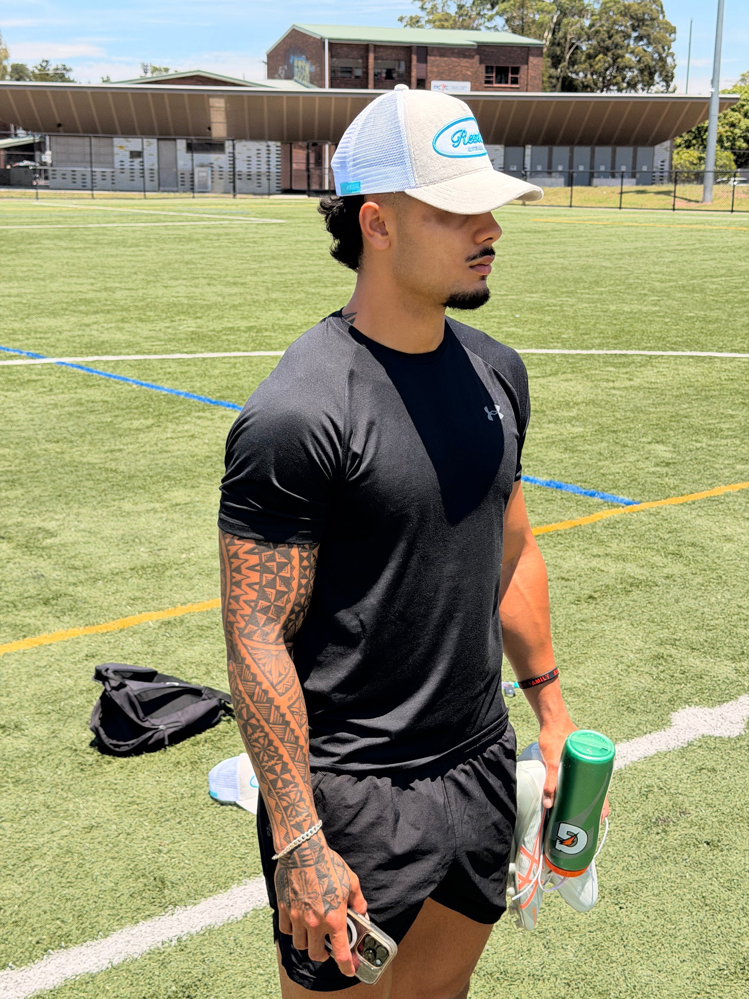 R1 Trucker Hat Light Grey Aqua — Rester