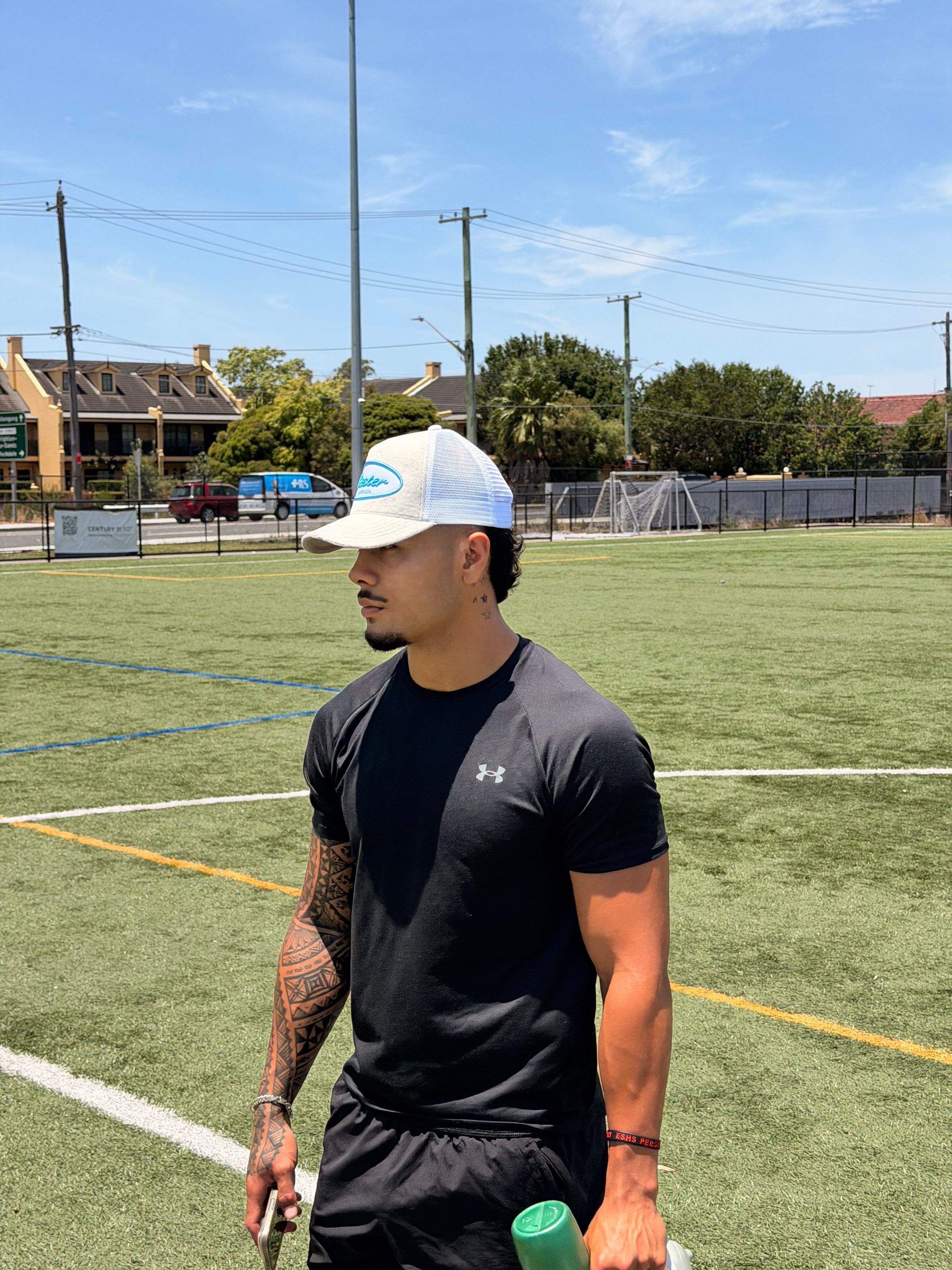 R1 Trucker Hat Light Grey Aqua — Rester
