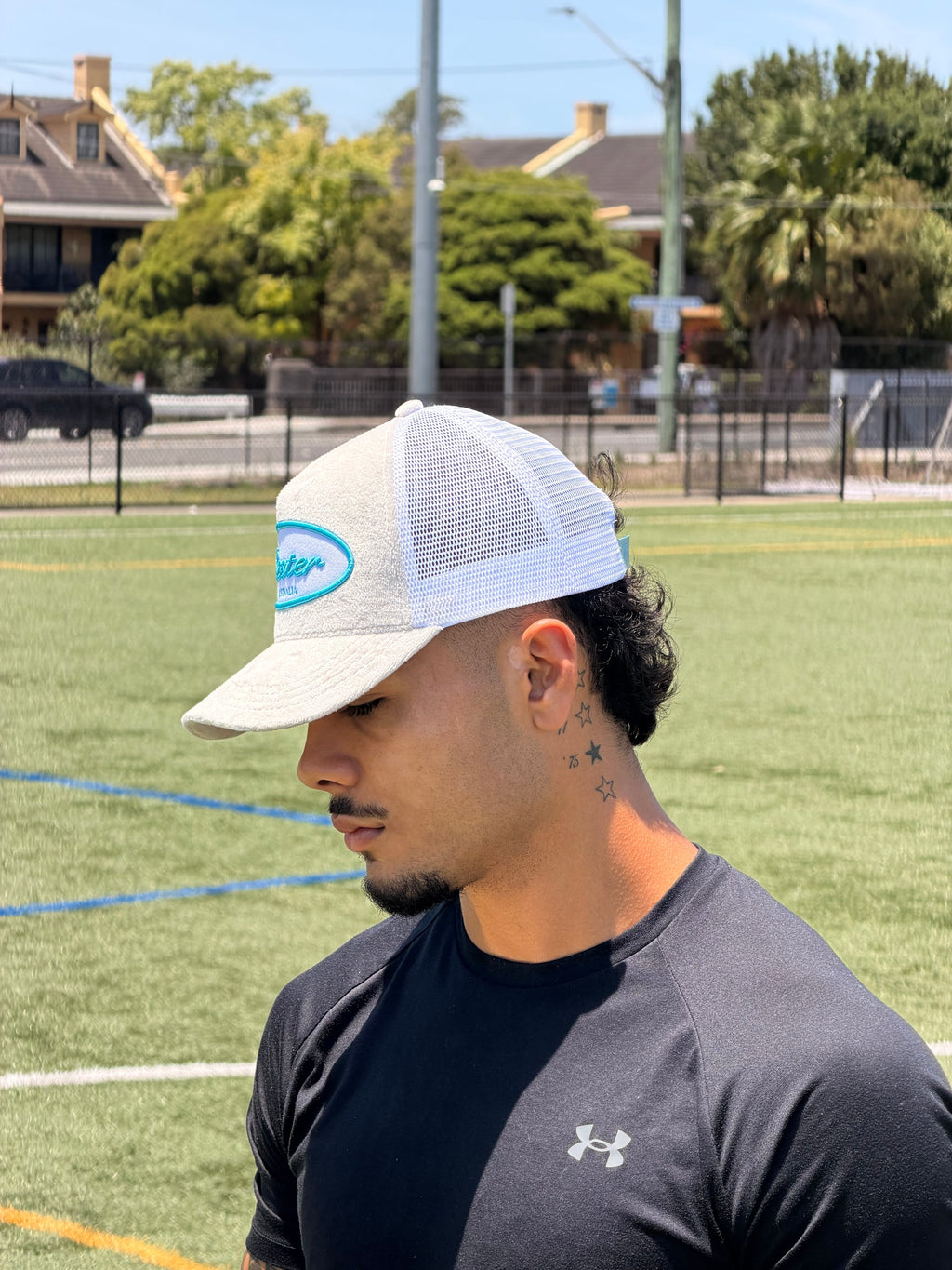 R1 Trucker Hat — Rester